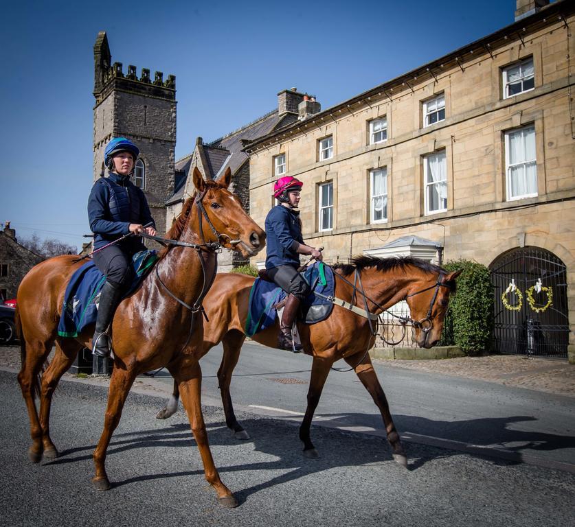 The Priory Bed & Breakfast Middleham Dış mekan fotoğraf